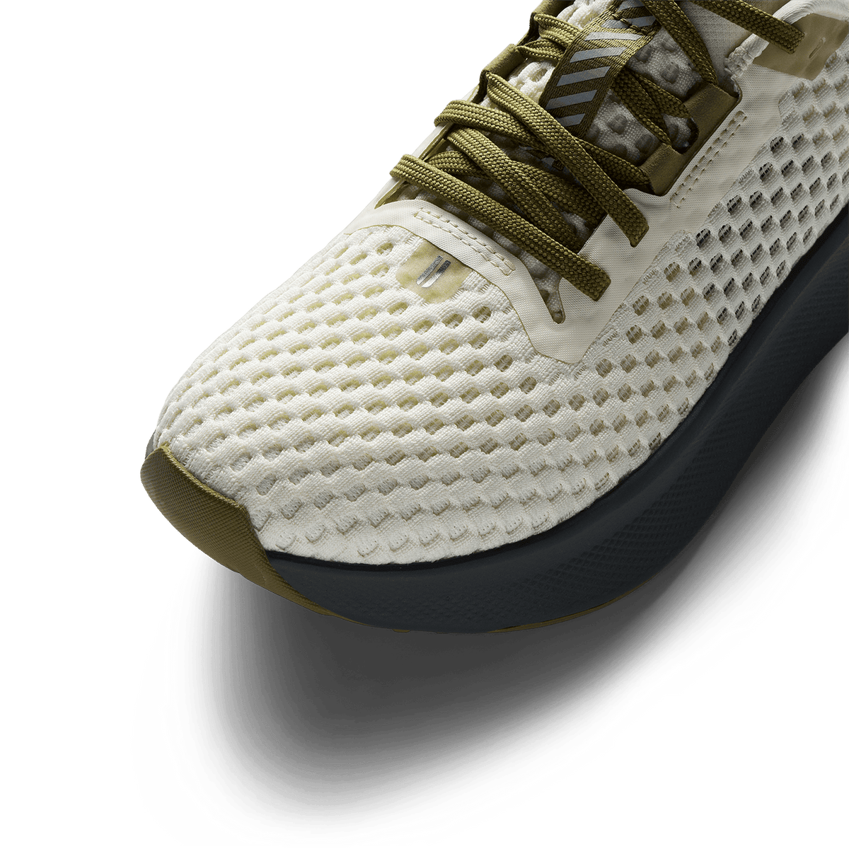 Men's Mineral White Gunmetal Journey 2 Shoes