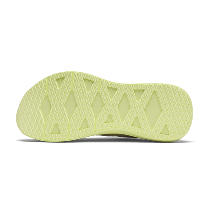 Women's Light Gray Pear Drive 2 Shoes